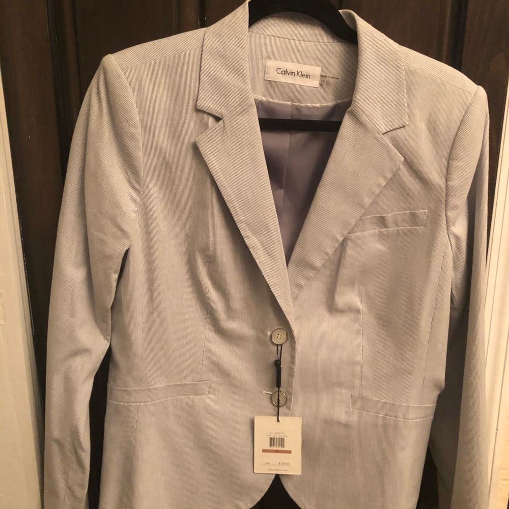 CALVIN KLEIN WOMEN’S BLAZER